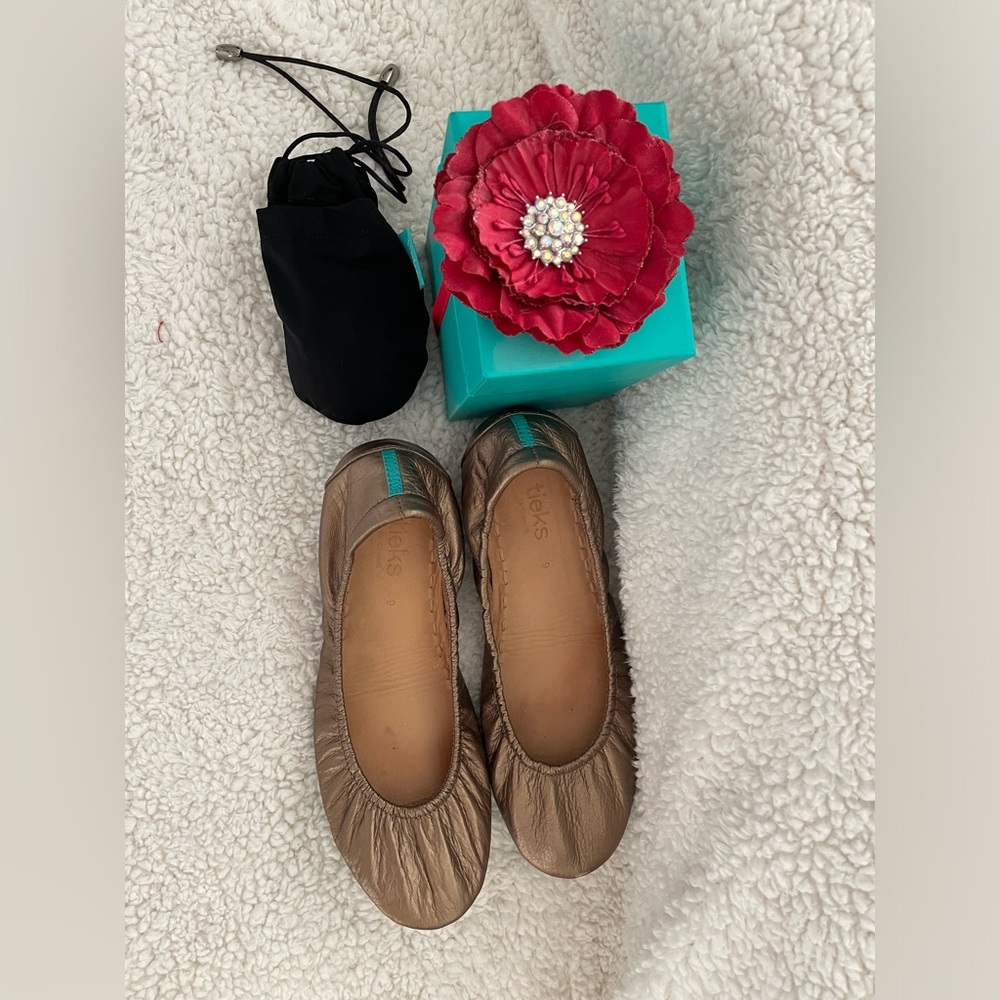 Tieks Metallic Bronze size 9.